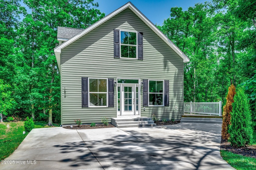 Welcome to 1673 Carriage Ln in Little River, SC - a modern - Beach Home for sale in Little River, South Carolina on Beachhouse.com