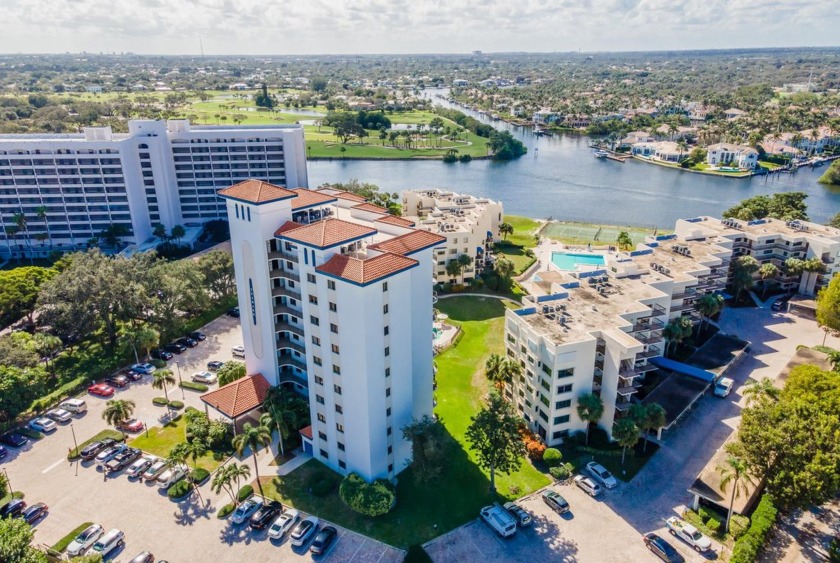 Location! Location! Location! Enjoy Intracoastal views and watch - Beach Condo for sale in North Palm Beach, Florida on Beachhouse.com