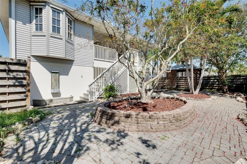 Discover your dream home in this stunning 2-bedroom, 2-bathroom - Beach Home for sale in Venice, Florida on Beachhouse.com