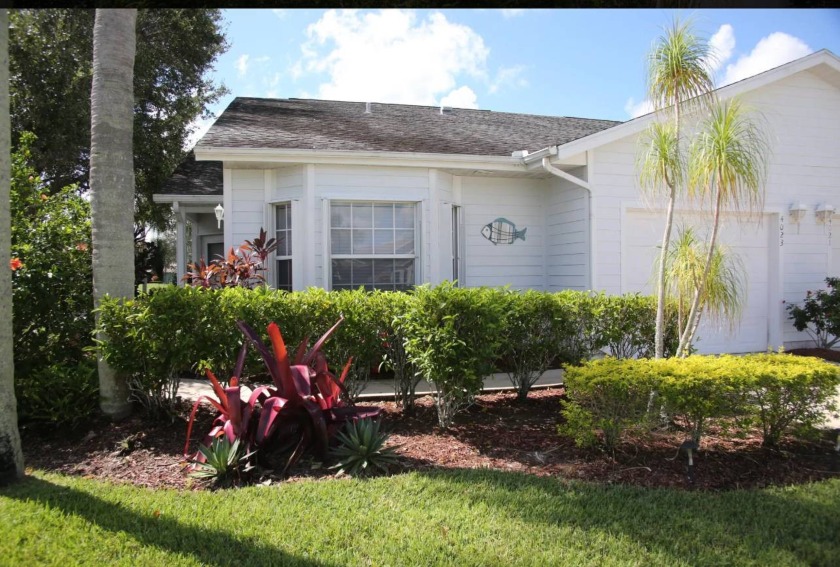 Bring your golf clubs, sunscreen and you'll be at home at Gator - Beach Home for sale in Fort Pierce, Florida on Beachhouse.com