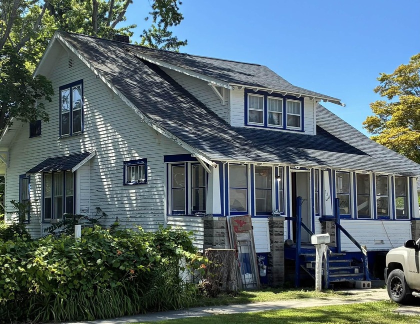 Investor special - cash only! All offers need to be approved by - Beach Home for sale in Alpena, Michigan on Beachhouse.com