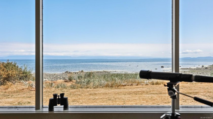 10+ acres with 300 feet of private oceanfront on desirable - Beach Home for sale in Comox, British Columbia on Beachhouse.com