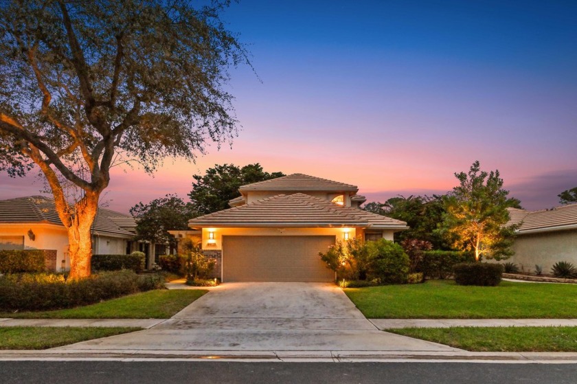 Nestled in a desirable spot in Delray Beach lies a one-of-a-kind - Beach Home for sale in Delray Beach, Florida on Beachhouse.com