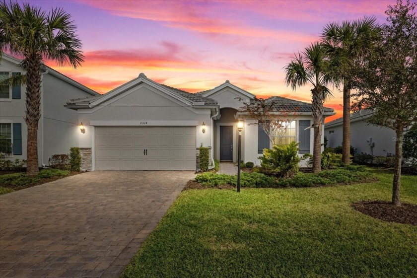 Elegant & Luxurious Living in Mallory Park, Lakewood Ranch

 - Beach Home for sale in Bradenton, Florida on Beachhouse.com