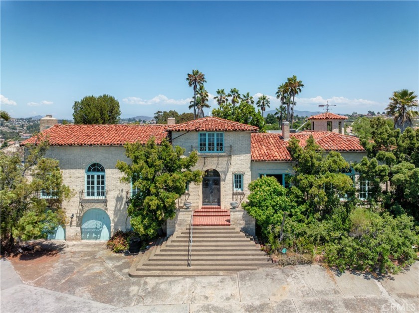 The Collins-Wellington Estate, an architectural gem in San Diego - Beach Home for sale in National City, California on Beachhouse.com