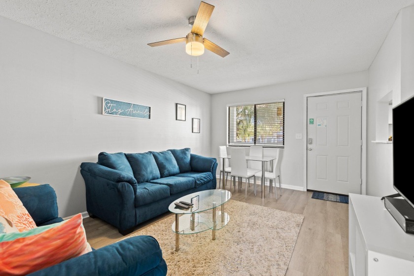MOTIVATED SELLER! OFFERING A RATE BUY DOWN OR CLOSING COST - Beach Condo for sale in Panama City Beach, Florida on Beachhouse.com