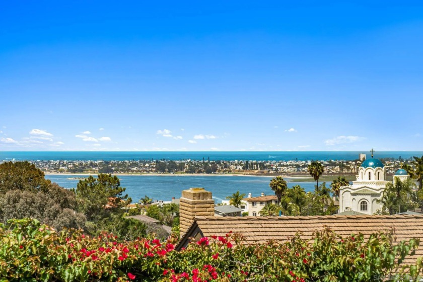 Freshly Priced: Your Opportunity Awaits!!! Every so often a home - Beach Home for sale in San Diego, California on Beachhouse.com