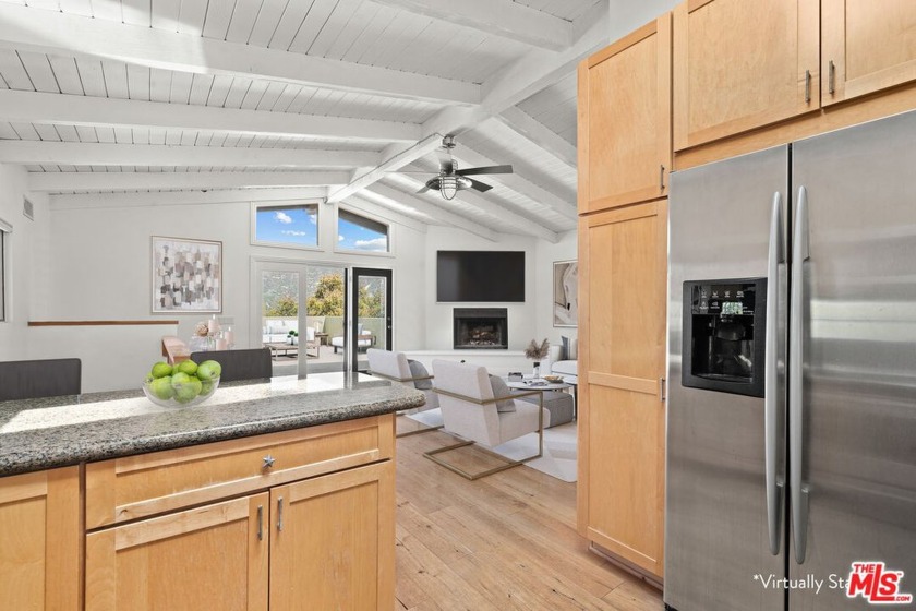 Welcome to Malibu's hidden Gem with 180 degree unobstructed - Beach Home for sale in Malibu, California on Beachhouse.com