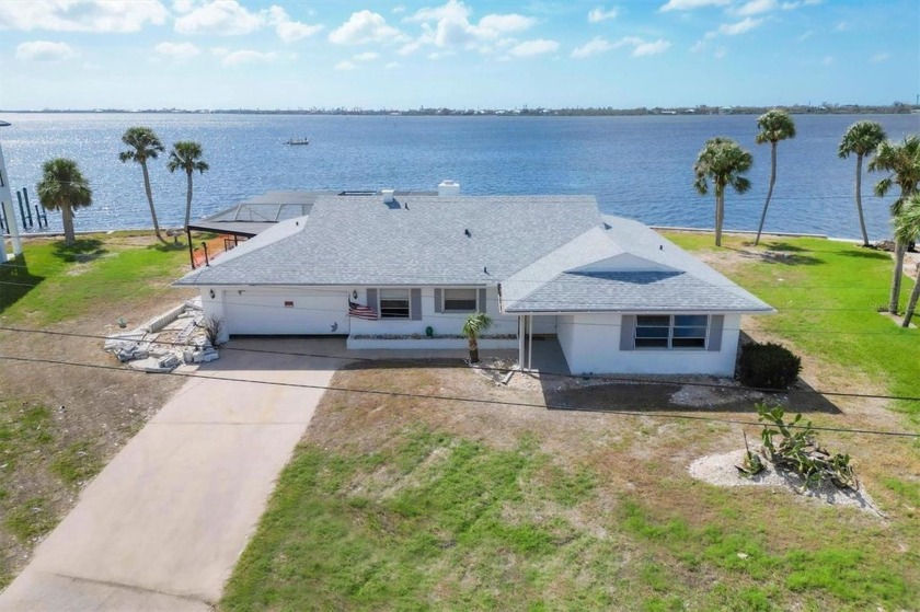 This 3-bedroom, 2-bathroom home offers an unmatched waterfront - Beach Home for sale in Englewood, Florida on Beachhouse.com