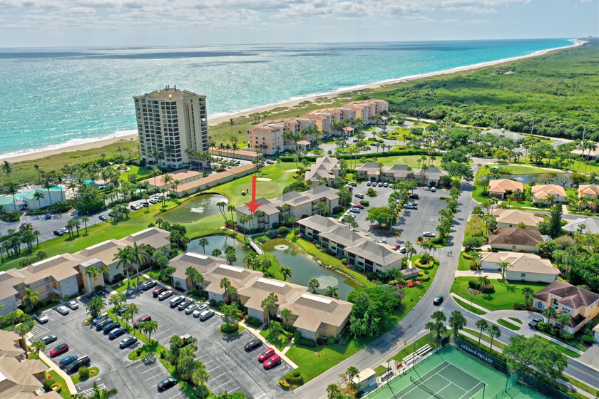 OCEAN VIEWS! Beautiful 1 bedroom 1 bath, furnished top floor - Beach Condo for sale in Fort Pierce, Florida on Beachhouse.com