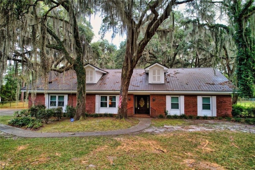 Wonderful solid brick home on 4+ acres with marsh and tidal - Beach Home for sale in Townsend, Georgia on Beachhouse.com