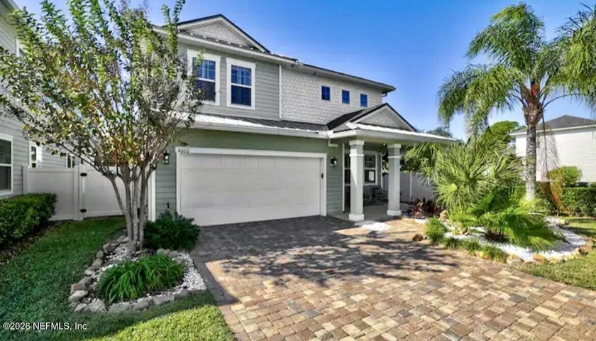 Beautifully maintained POOL home with a 5 min walk to beach - Beach Home for sale in Jacksonville Beach, Florida on Beachhouse.com