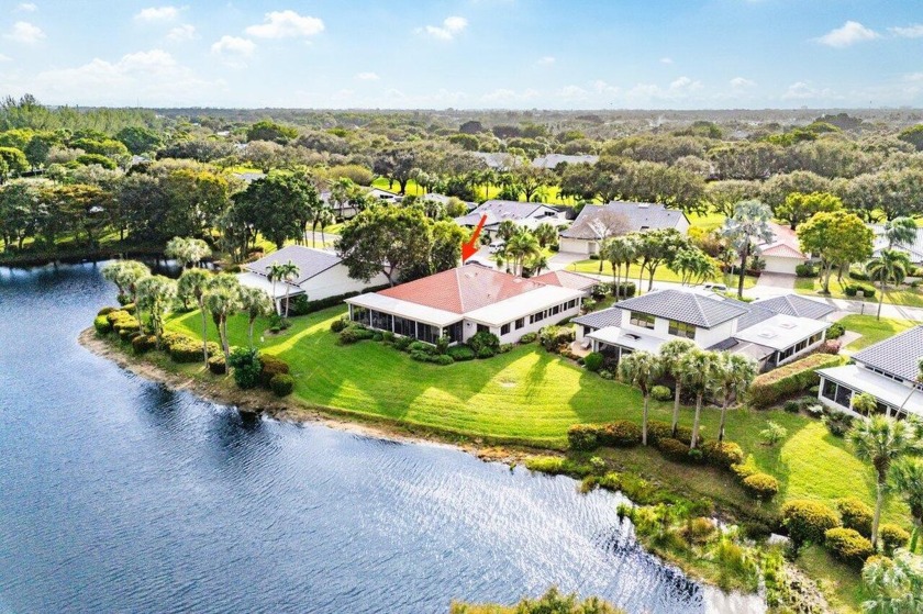 Welcome to 54 Bristol Drive, a stunning 3-bedroom plus den home - Beach Home for sale in Boynton Beach, Florida on Beachhouse.com