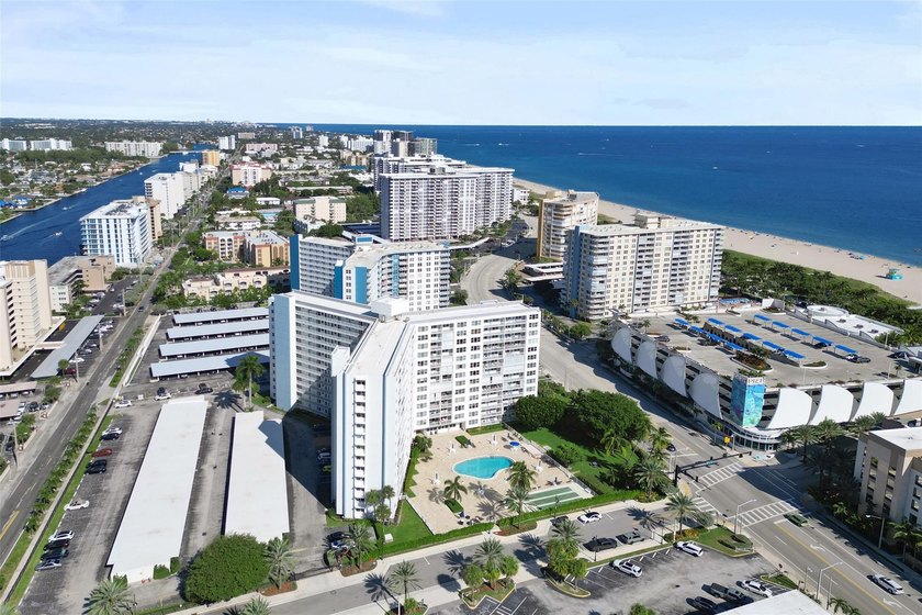 Move in ready, bright, south facing 2 bedroom, 2 bath condo in - Beach Condo for sale in Pompano Beach, Florida on Beachhouse.com
