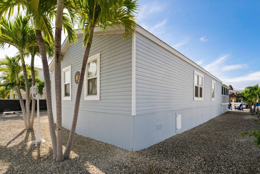 (Ver abajo para espanol) MUST BE MOVED MOBILE HOME. MUST BE - Beach Home for sale in Key Largo, Florida on Beachhouse.com