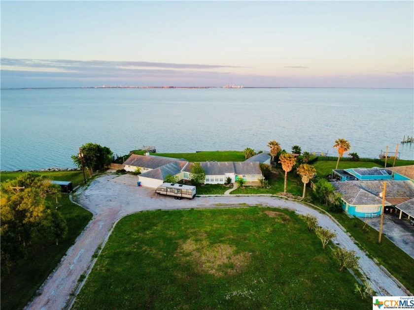 WATERFRONT 3 bedroom, 3 bathroom home with swimming pool, hot - Beach Home for sale in Port Lavaca, Texas on Beachhouse.com