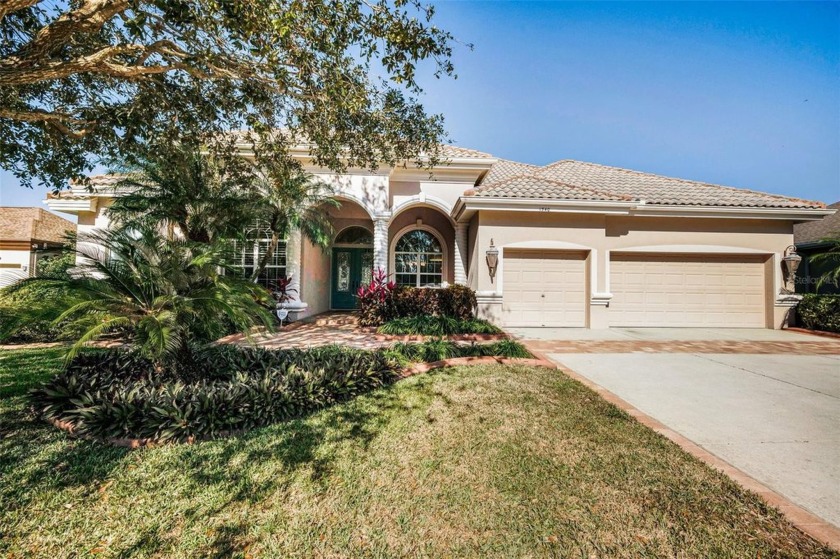 Welcome to 1544 Parilla Circle, a Luxurious Executive Home - Beach Home for sale in New Port Richey, Florida on Beachhouse.com