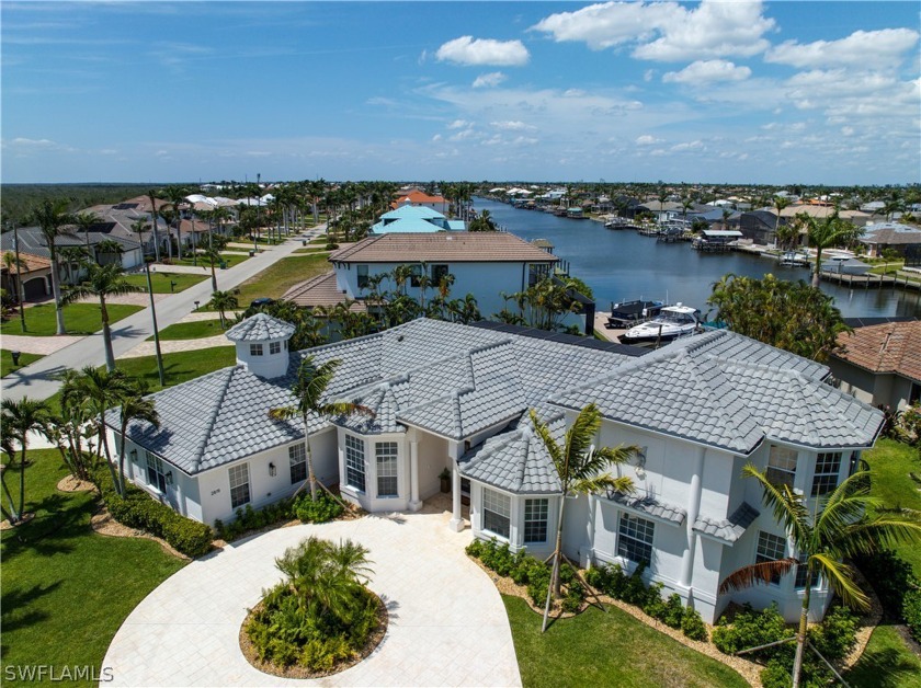 MAJOR PRICE CHANGE!  NOW IS THE TIME!  ALL REASONABLE OFFERS - Beach Home for sale in Cape Coral, Florida on Beachhouse.com