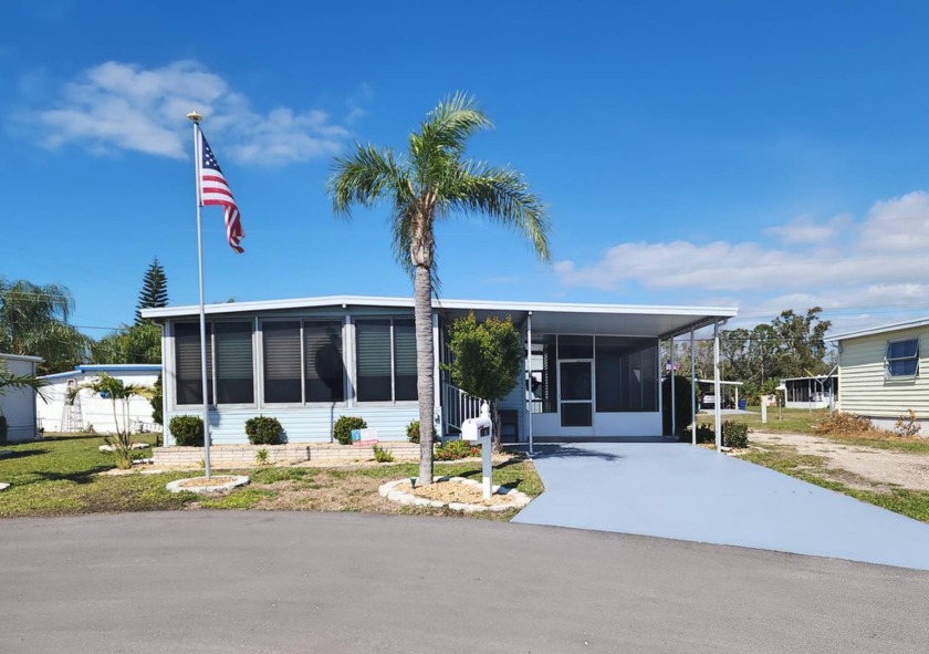 Welcome to your future oasis at 46 6th St W, Nokomis, FL - a - Beach Home for sale in Nokomis, Florida on Beachhouse.com