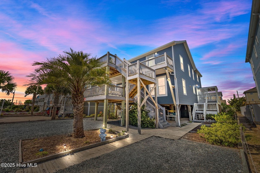 Welcome to ''Arguably the best location on the island''-a - Beach Home for sale in Surf City, North Carolina on Beachhouse.com