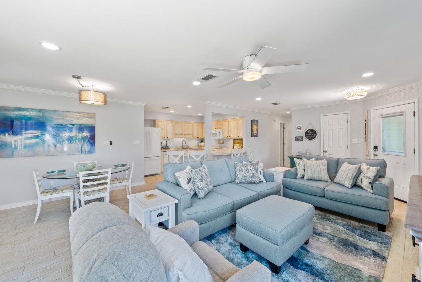 Fully Funished and freshly painted Destin Sands condominiums is - Beach Condo for sale in Destin, Florida on Beachhouse.com
