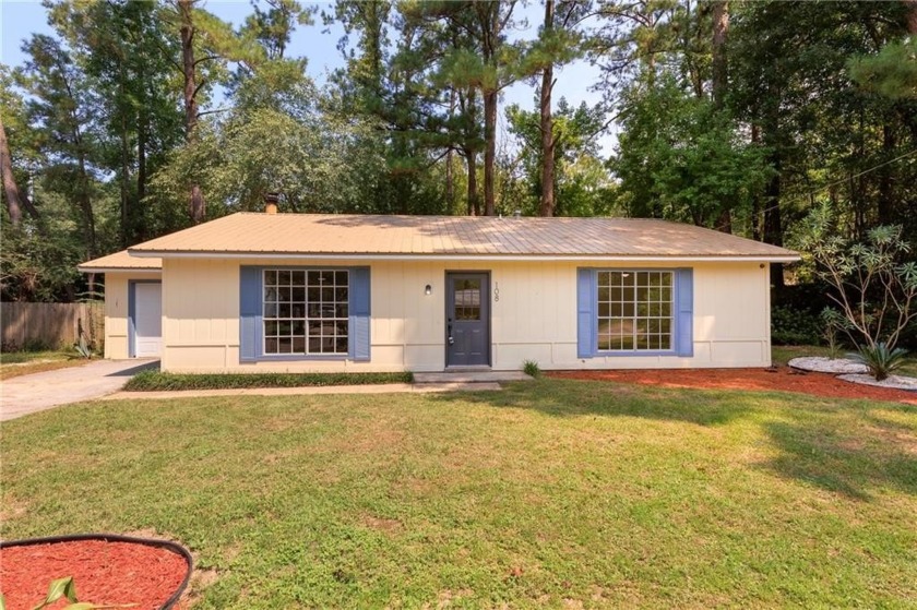 ***Value range marketing, seller will entertain offers between - Beach Home for sale in Daphne, Alabama on Beachhouse.com