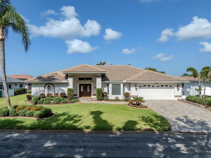 Stunning Waterfront Home with a Dock, Gulf Access and a finished - Beach Home for sale in Englewood, Florida on Beachhouse.com