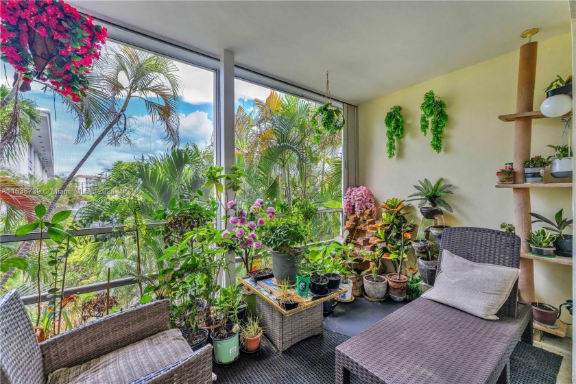 Welcome to this centrally located condo in beautiful Boca Raton! - Beach Condo for sale in Boca Raton, Florida on Beachhouse.com