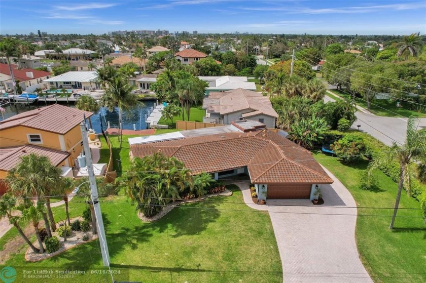 Beautiful Waterfront home in The Cove of Deerfield Beach - Beach Home for sale in Deerfield Beach, Florida on Beachhouse.com