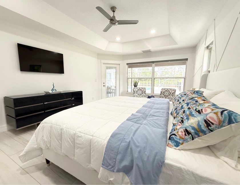 NEW LOOK, NEW FACE, AND PRICED TO SELL! Zoned for Top Rated - Beach Home for sale in Palm Beach Gardens, Florida on Beachhouse.com