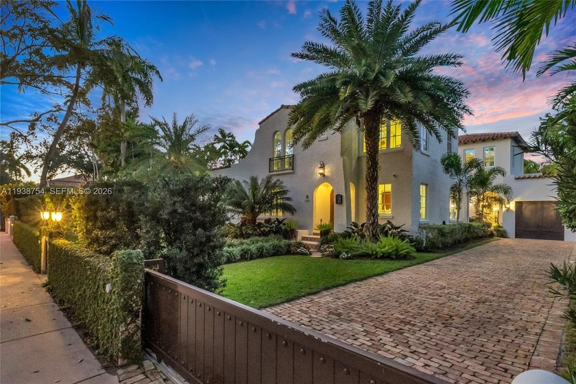 Step into Coral Gables history w/ this extraordinary 1928 - Beach Home for sale in Coral Gables, Florida on Beachhouse.com