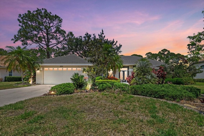 COMMUNITY POOL. MAINTENANCE FREEPLETELY RENOVATED.  HURRICANE - Beach Home for sale in Nokomis, Florida on Beachhouse.com
