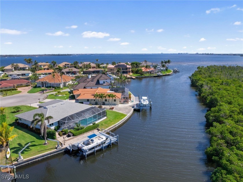 BEST IN CLASS gulf access waterfront pool home in Fort Myers! - Beach Home for sale in Fort Myers, Florida on Beachhouse.com