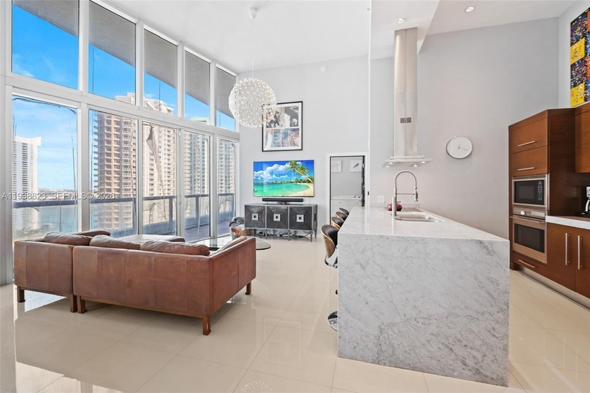 Welcome to the 22nd floor of the Icon Brickell Tower 2. This - Beach Condo for sale in Miami, Florida on Beachhouse.com