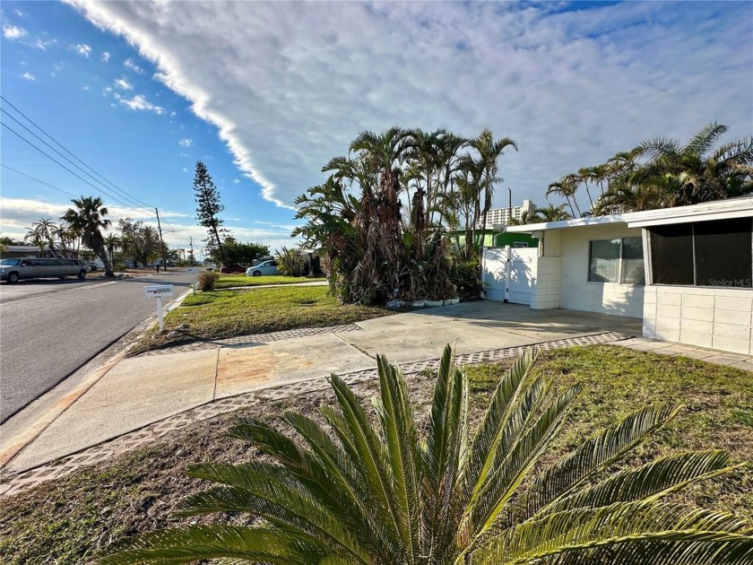 This South Pasadena home is a classic 1955 Concrete Block home - Beach Home for sale in South Pasadena, Florida on Beachhouse.com