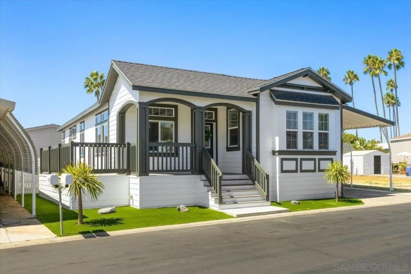 Beach Resort Living! Newer construction home (2018) in Turnkey - Beach Home for sale in Carlsbad, California on Beachhouse.com