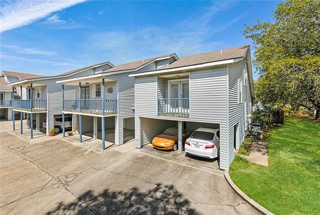 Recently renovated and welcoming you with open arms! Move right - Beach Condo for sale in Slidell, Louisiana on Beachhouse.com