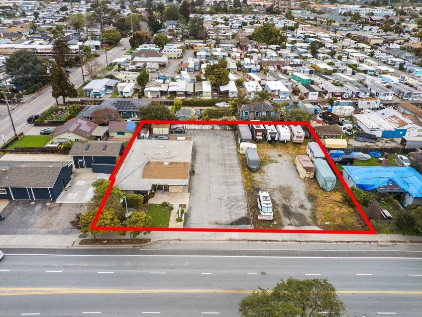 Rare redevelopment and investment opportunity in the Pleasure - Beach Commercial for sale in Santa Cruz, California on Beachhouse.com
