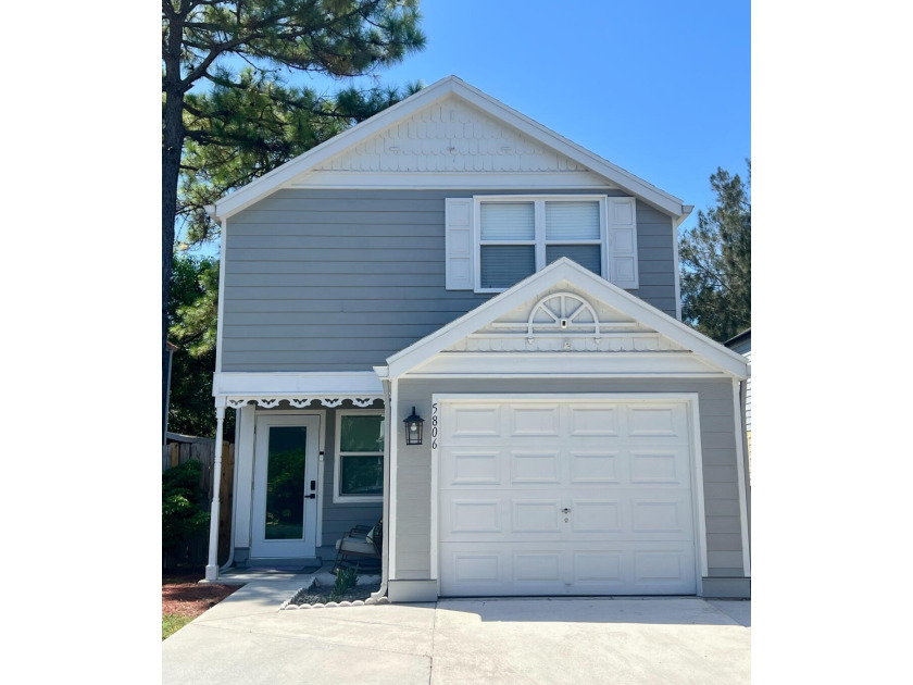 Discover a home that brings together style, warmth, and the kind - Beach Home for sale in West Palm Beach, Florida on Beachhouse.com