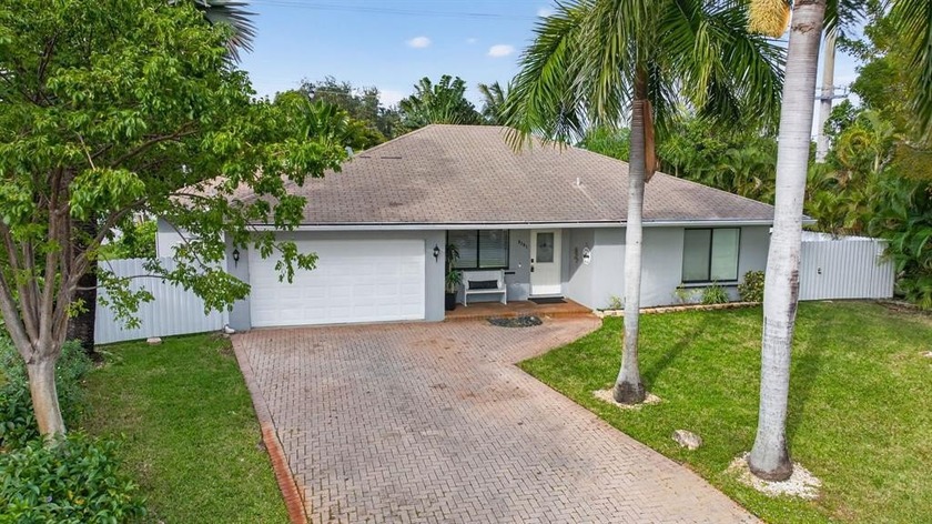 FULLY FURNISHED TURNKEY HOME! This single-story 4-bedroom, 2 - Beach Home for sale in Pompano Beach, Florida on Beachhouse.com