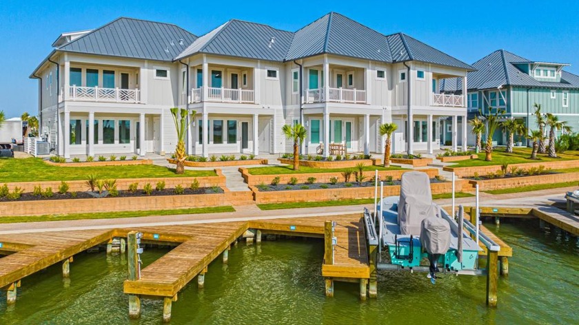 Views of Aransas Bay, with your boat out your back door! This - Beach Condo for sale in Rockport, Texas on Beachhouse.com