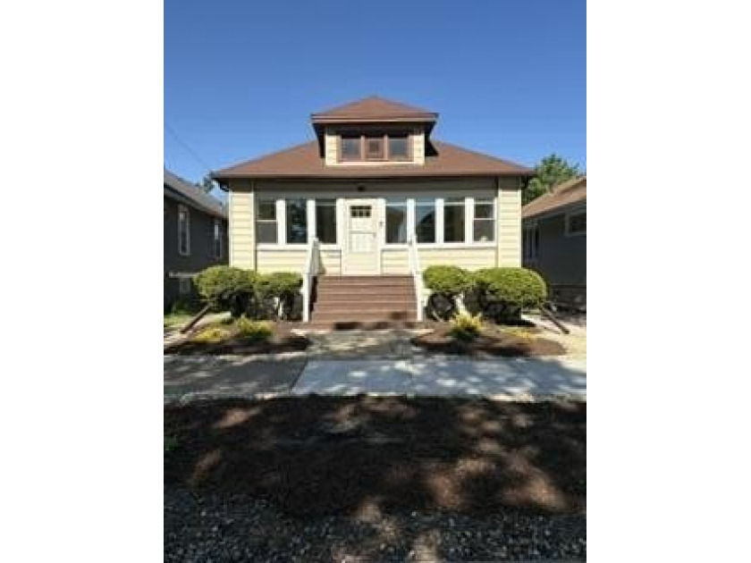 Welcome to 1610 Atchison Ave in the heart of Hammond's - Beach Home for sale in Whiting, Indiana on Beachhouse.com
