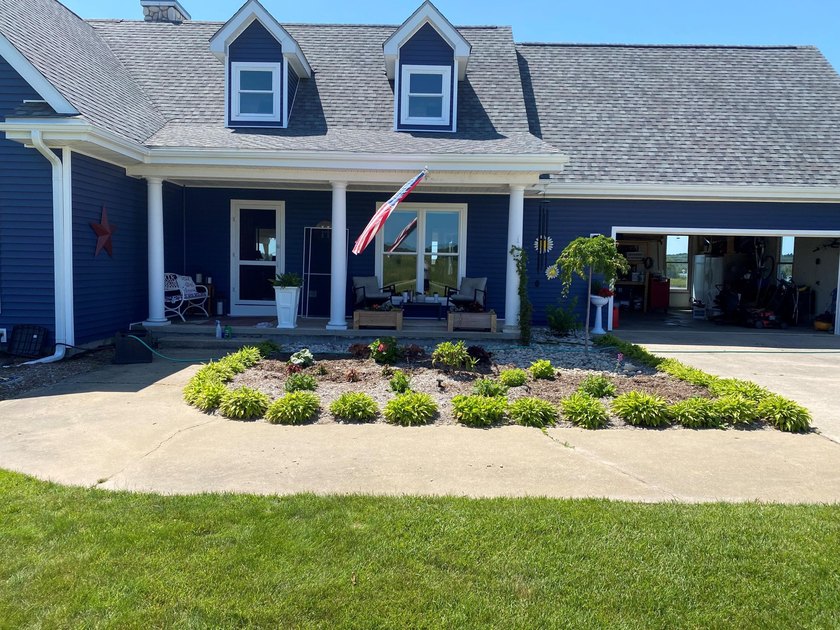 Great Location close to deeded private lake access. Spacious 4 - Beach Home for sale in Alanson, Michigan on Beachhouse.com