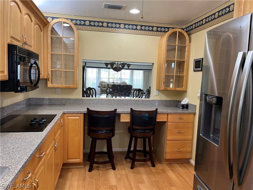 ***PRICE JUST REDUCED***RENOVATED KITCHEN* *SPACIOUS ROOMS* - Beach Home for sale in Fort Myers, Florida on Beachhouse.com