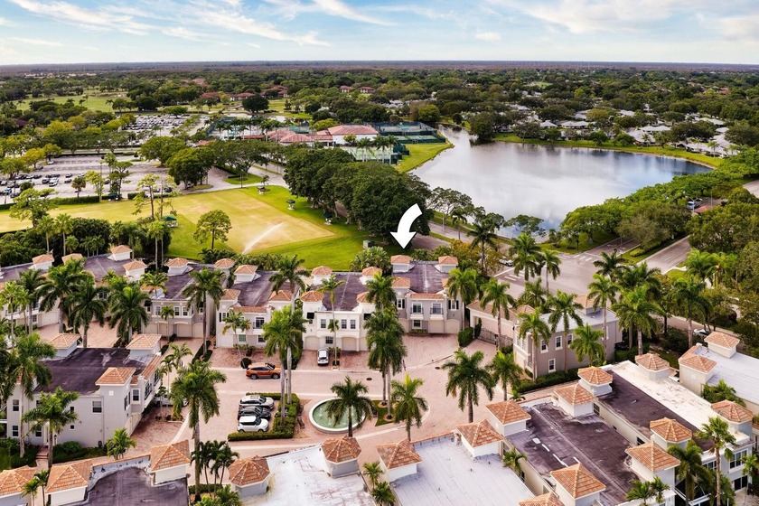 Discover the Resort Villas at PGA National Golf & Country Club - Beach Townhome/Townhouse for sale in Palm Beach Gardens, Florida on Beachhouse.com