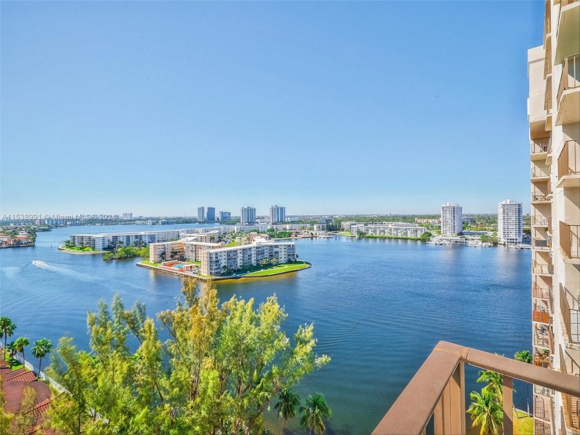 Great Investment Opportunity as the building is being renovated - Beach Condo for sale in Aventura, Florida on Beachhouse.com