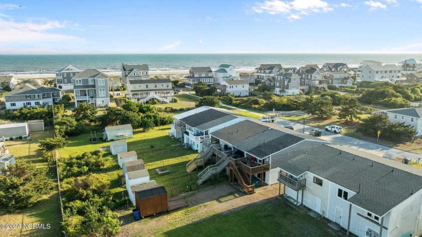 If you're dreaming of a beach home with no HOA, then this is the - Beach Townhome/Townhouse for sale in Atlantic Beach, North Carolina on Beachhouse.com