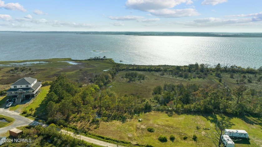 Looking for a waterfront paradise? Look no further! A beautiful - Beach Acreage for sale in Beaufort, North Carolina on Beachhouse.com