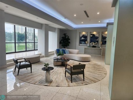 Experience the exceptional charm of this magnificent 3-bedroom - Beach Condo for sale in Aventura, Florida on Beachhouse.com