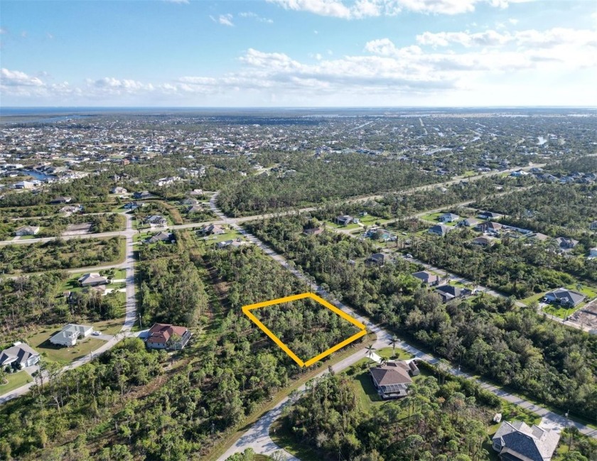 Welcome to the picturesque South Gulf Cove community! Discover - Beach Lot for sale in Port Charlotte, Florida on Beachhouse.com